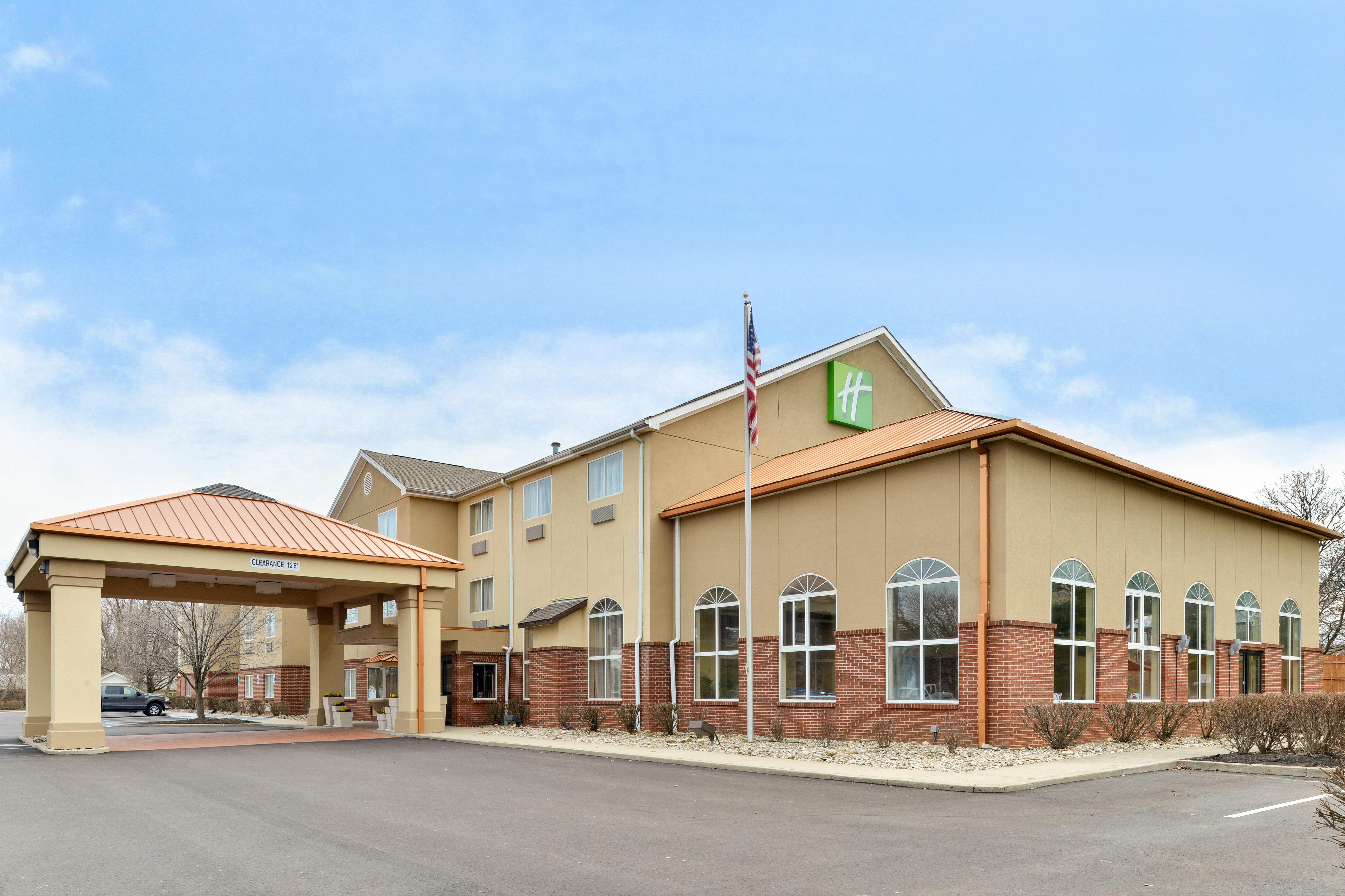 Holiday Inn Express Hotel & Suites Cincinnati-North/Sharonville Bagian luar foto