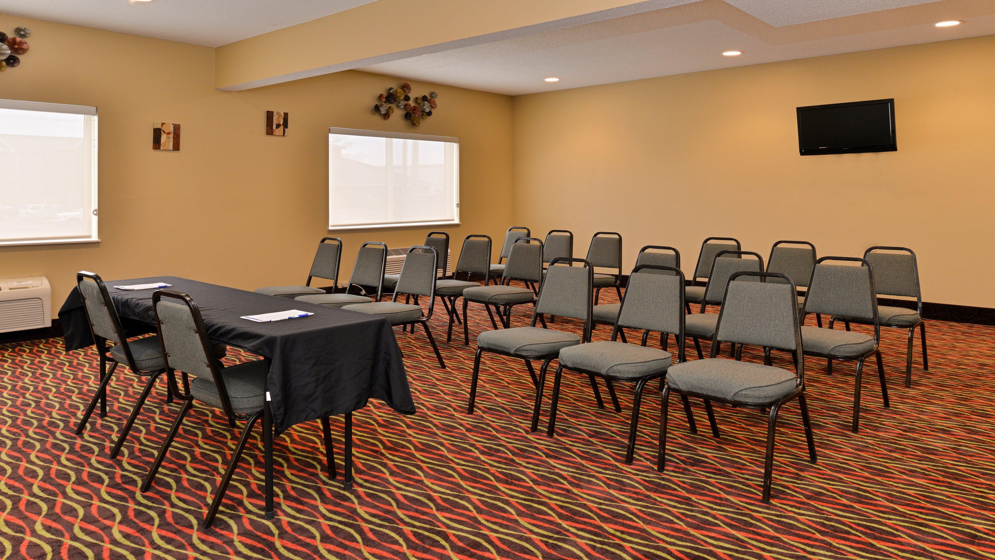 Holiday Inn Express Hotel & Suites Cincinnati-North/Sharonville Bagian luar foto